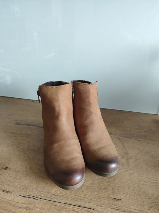 Nowe botki Lasocki skórzane skóra naturalna