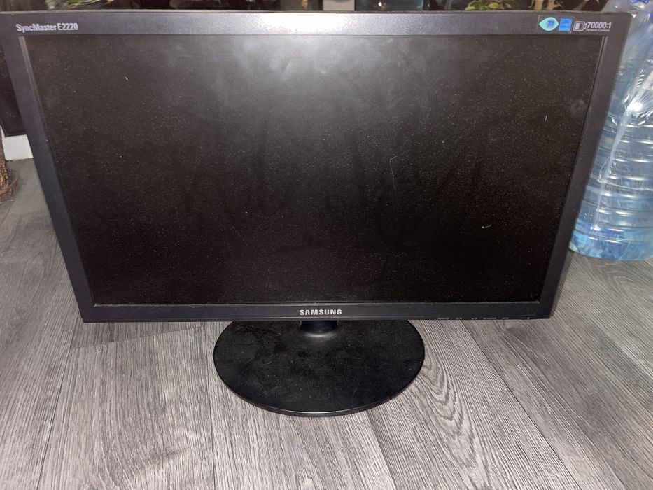 Монитор samsung e2220