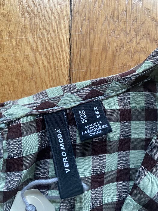 Sukienka retro Vero Moda