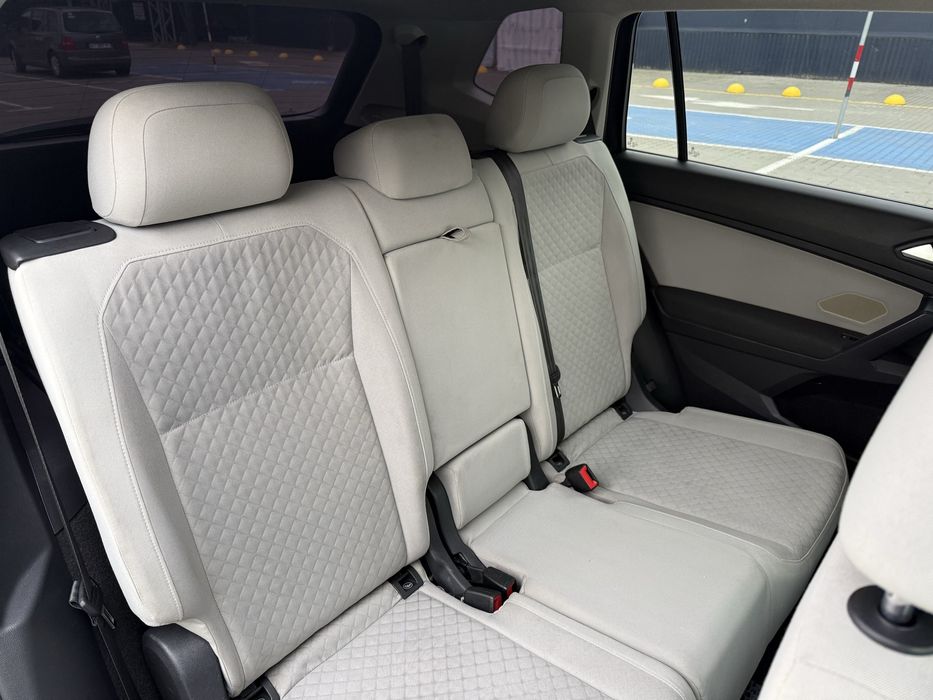 Volkswagen tiguan 2020 рік