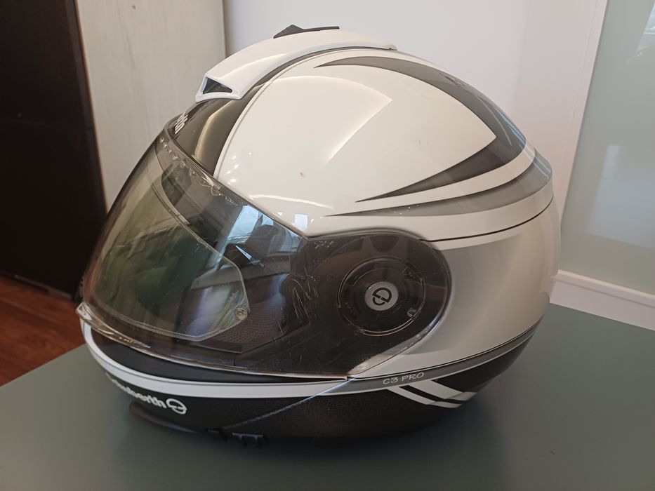 Capacete modular Schuberth c3 pro com sistema de som