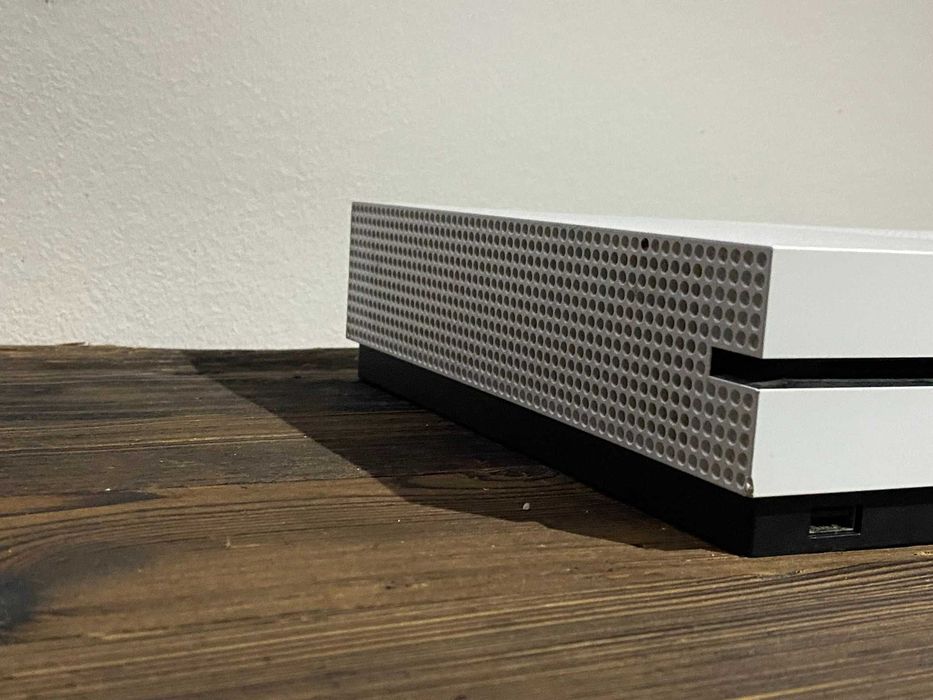 Xbox One S 1 TB biały