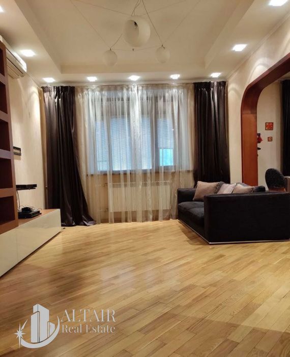 Центр! Дом со шпилем! Сталинка!Продам 3 комнатную квартиру 86 м2 VI