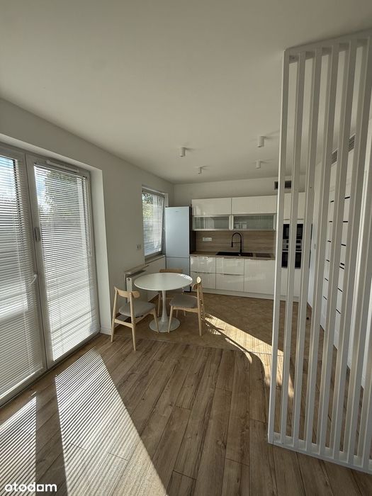 Bezpośrednio: Wykończone Premium z tarasem 33m², garażem i komórką