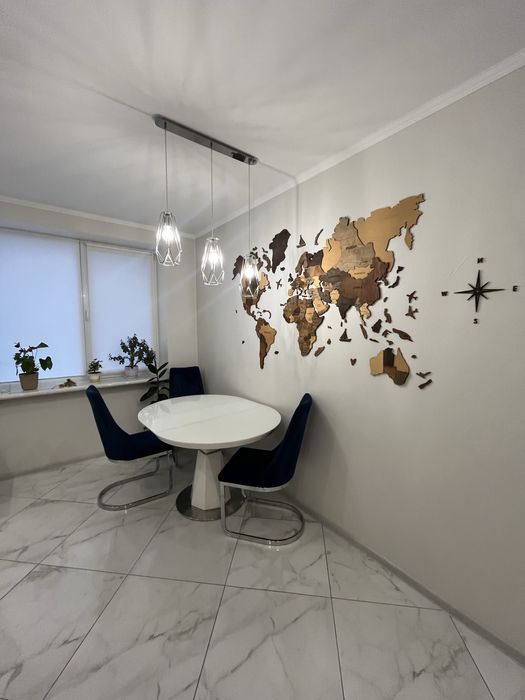 Продам трикімнатну квартиру. Буча.