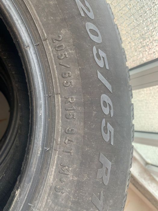 Pneus 205 65 R17