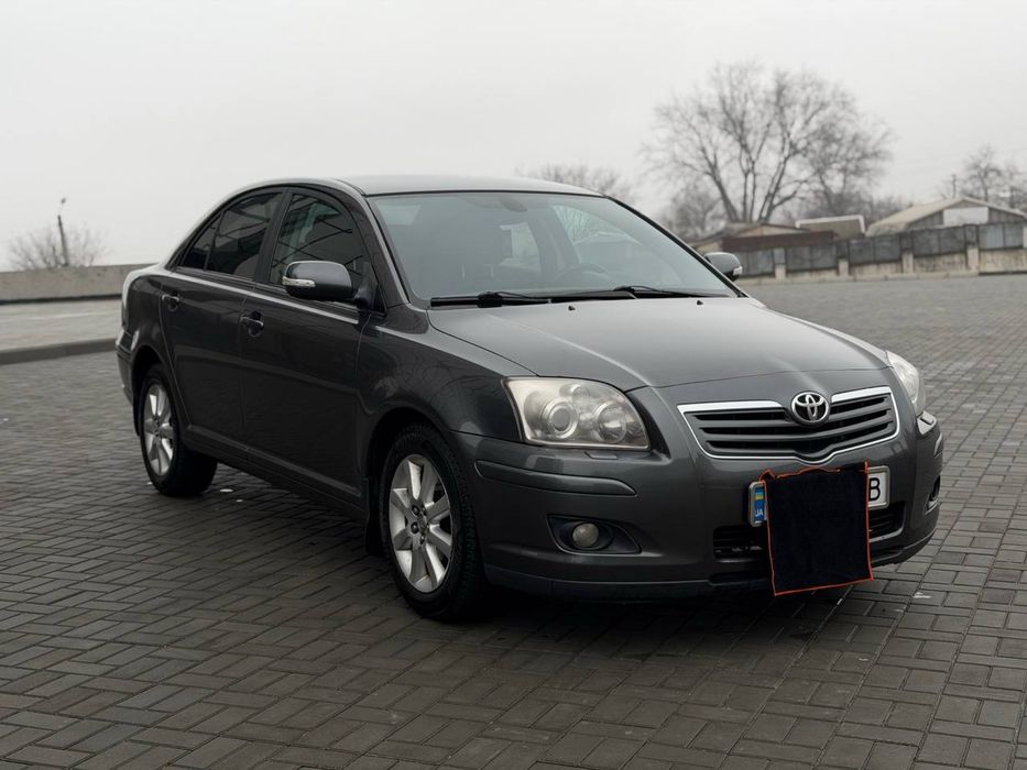 Toyota avensis 2008 рейстайлінг