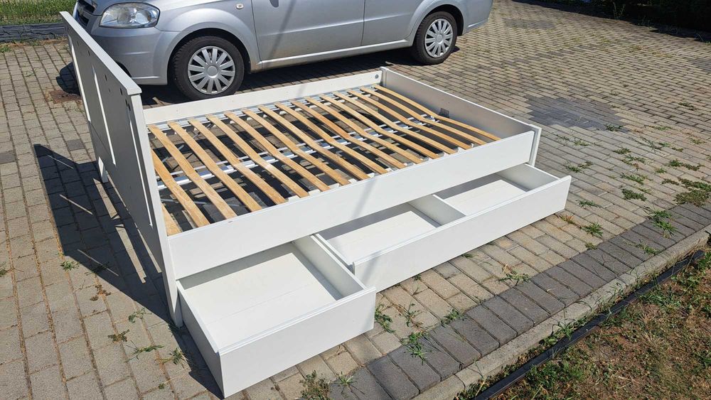 Ikea łóżko SONGESAND 140x200 cm z pojemnikami i stelażem łóżka, łóżko małżeńskie