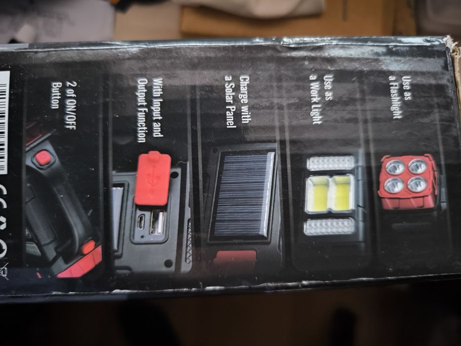 Solarna/ładowalna przez USB lampa kempingowa. Parametry na zdjęciach.