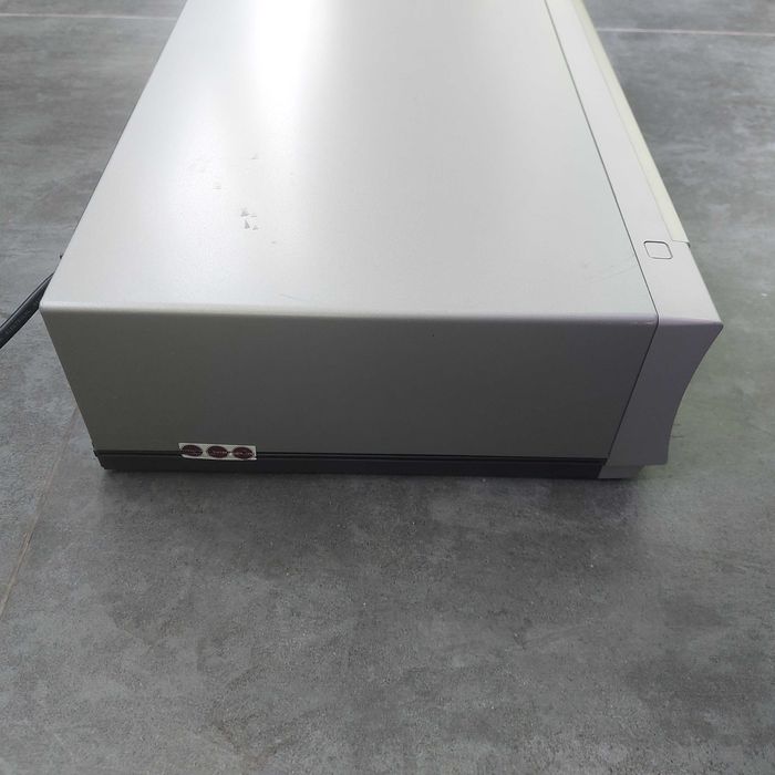 Відеомагнітофон Toshiba V-E38 (VHS, робочий)