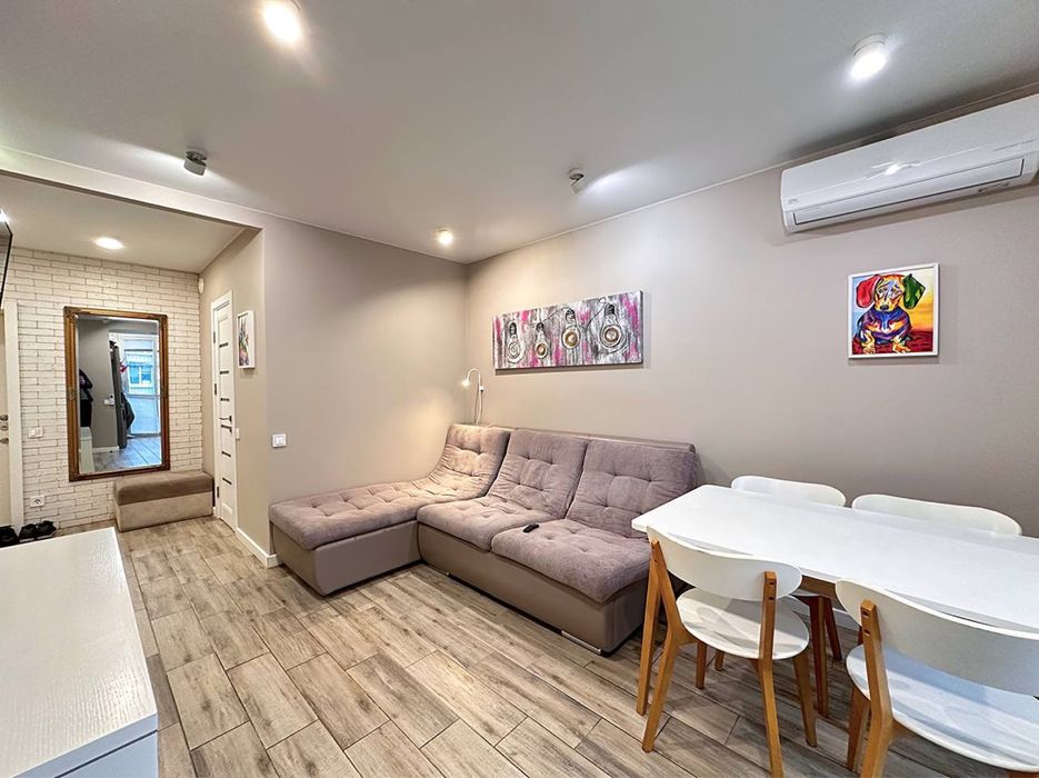 Продам 2-к кв 60м2 с ремонтом в ЖК River Park ж/м Победа