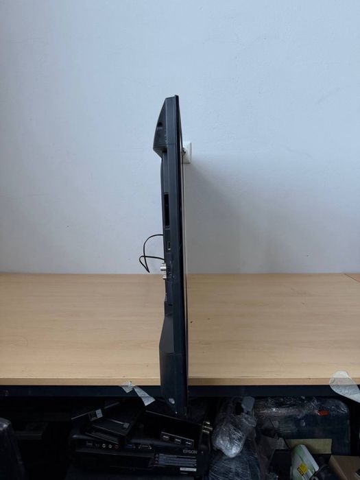 Телевізор Panasonic / 39″ / Full HD / Smart TV