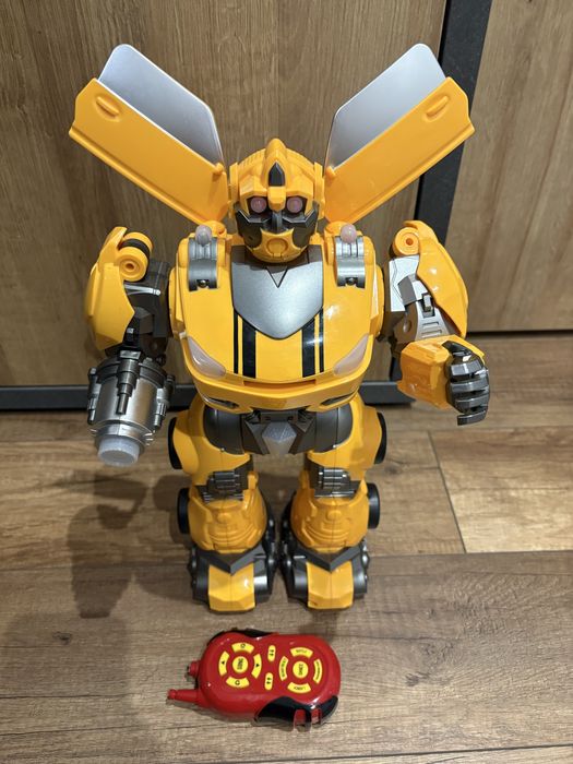 Robot zdalnie serowany