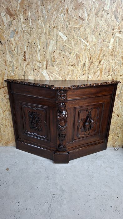 Ślicznie rzezbiona konsola dębowa z Belgii