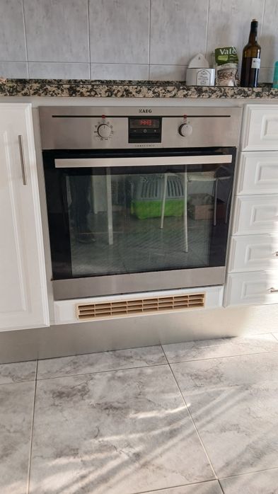 Forno  da marca AEG