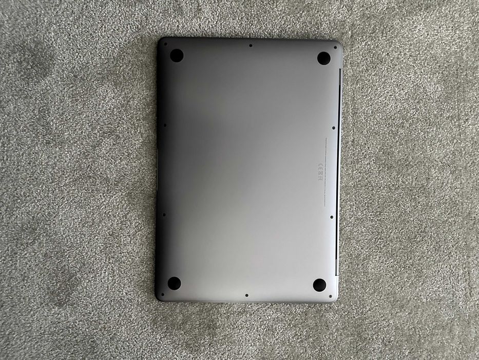 MacBook Air Retina 13.3 (2019) - Core i5 - 8GB SSD 128GB - Como novo