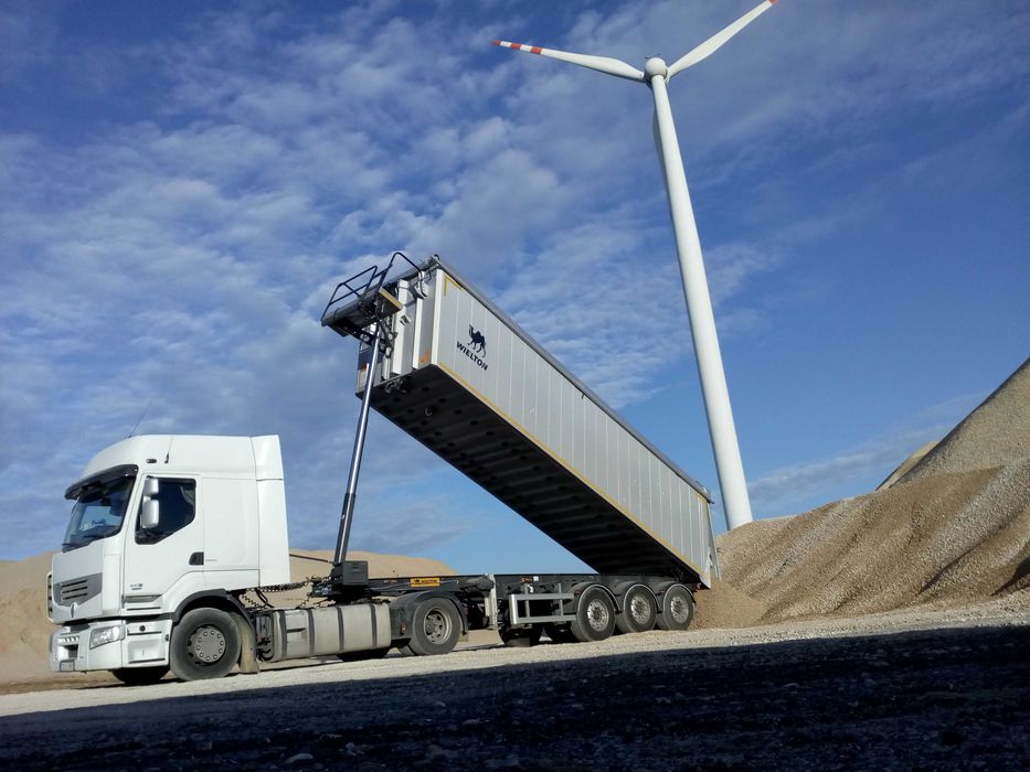Usługi Transportowe Zboże Kruszywo Maszyny Wywrotka Platforma Wapno