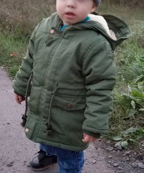 Зимова куртка з капюшоном