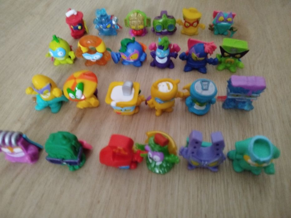 Figurki super things