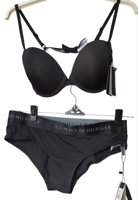 Комплект  белья Tommy Hilfiger  р.80В Новый с биркой