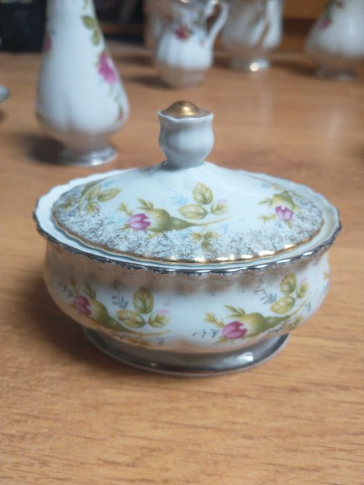 Cukiernica iwona porcelana Chodzież