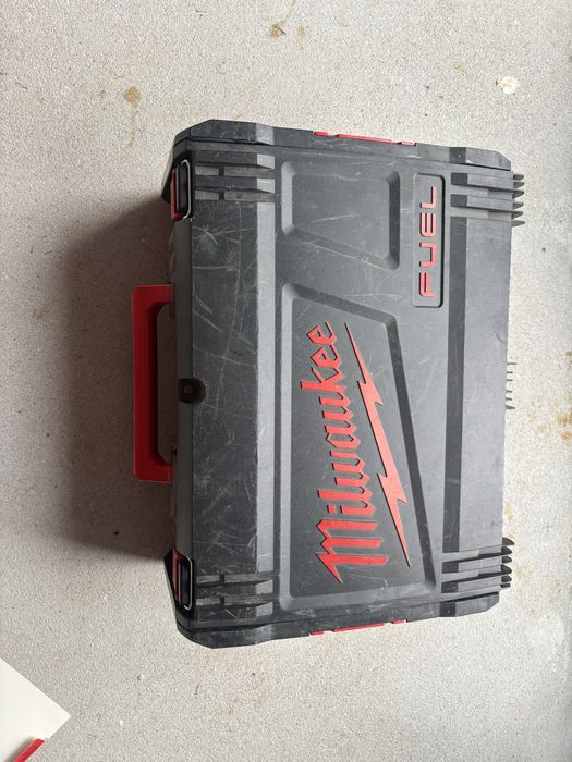 Frezarka Milwaukee m18