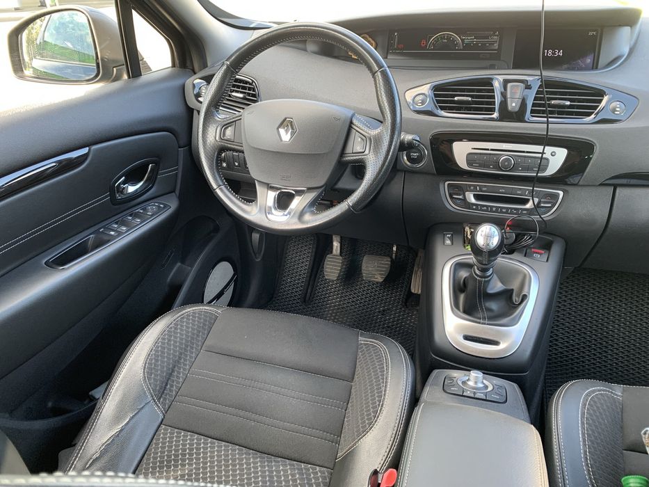 Renault Grand Scenic ||| 1,6 dci 2015