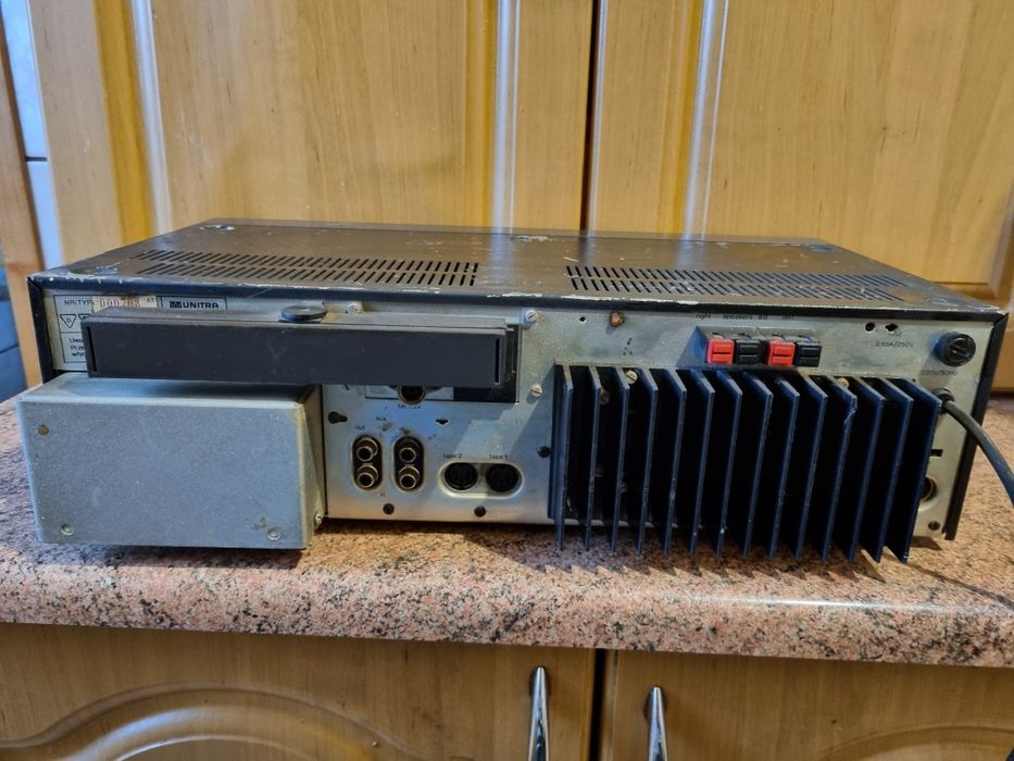 Amplotuner analogowy UNITRA AT9100