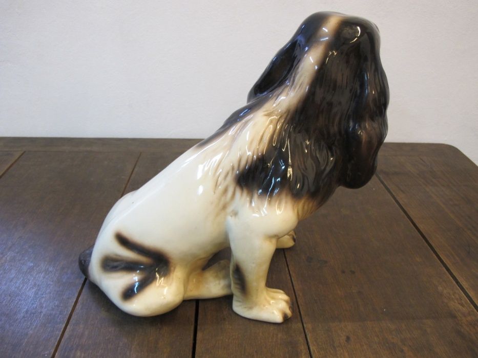 Figurka porcelanowa, pies, duża, wysokość 39 cm