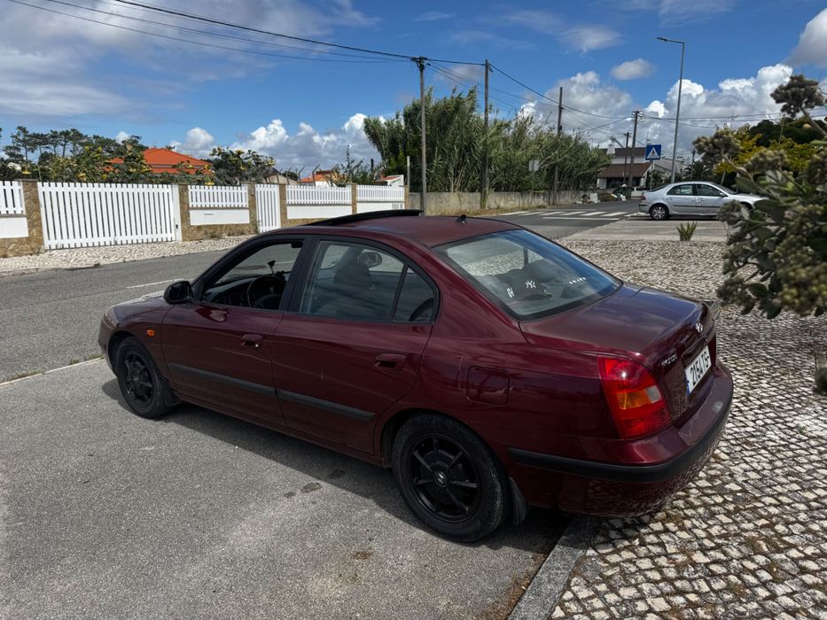 Elantra com teto