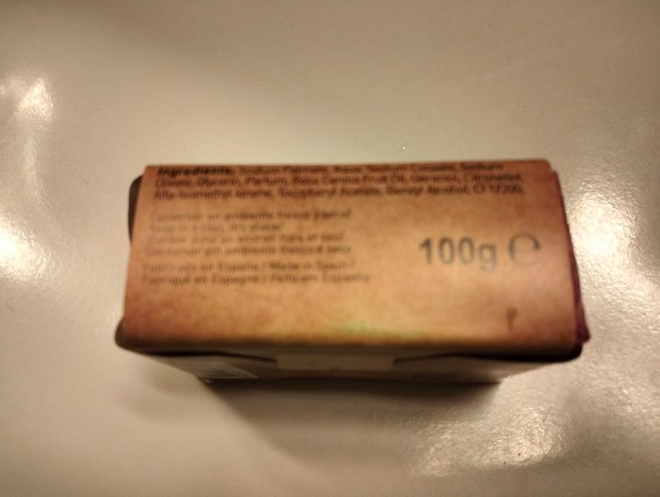 Sabonete natural de Rosa mosqueta. Artesanal.