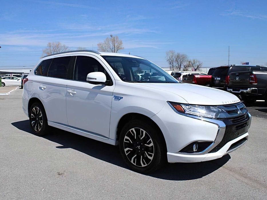 Mitsubishi Outlander PHEV GT      2018