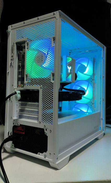 PC Gamer*NOVO* Ryzen 7 3700X 4,4ghz +RTX 5060 8gb+16gb+1,25TB NVME