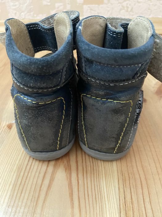 Ортопедичні босоніжки , 23 р.