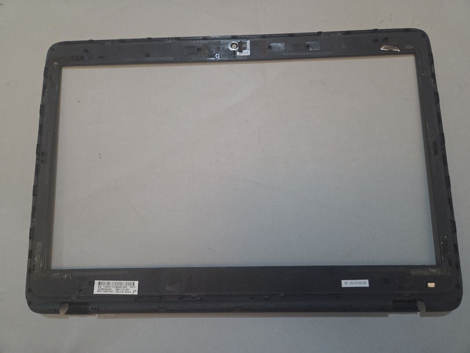 Sprzedam ramkę matrycy do laptopa HP 840 G3