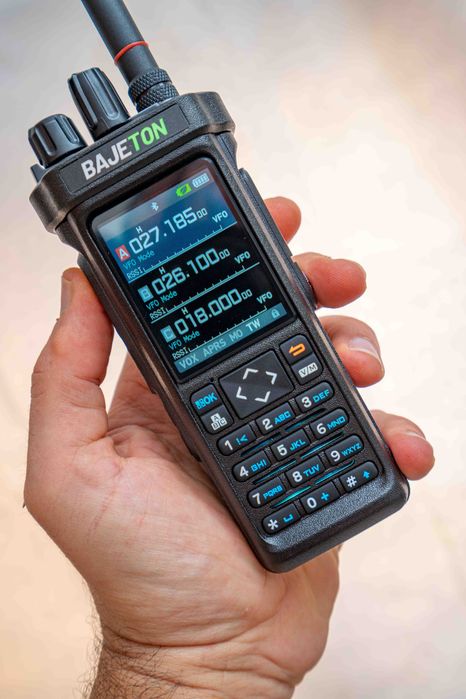 Walkie-talkie 10W, Bajeton VHF/UHF/HF, AM FM SSB CB GPS APRS. Novo!.