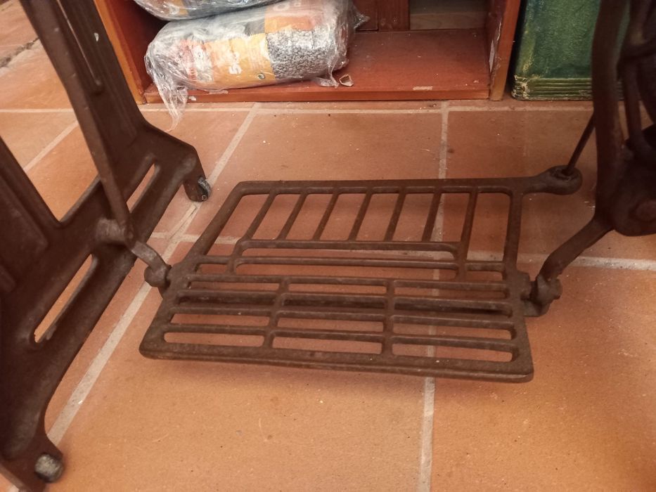 Maquina de costura antiga