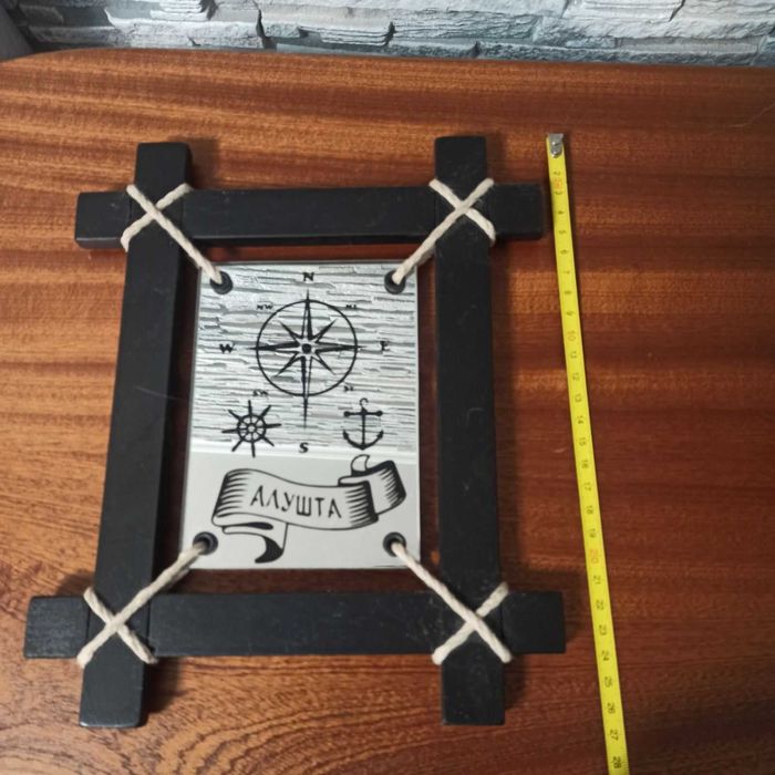 Озеро в осінньому лісі