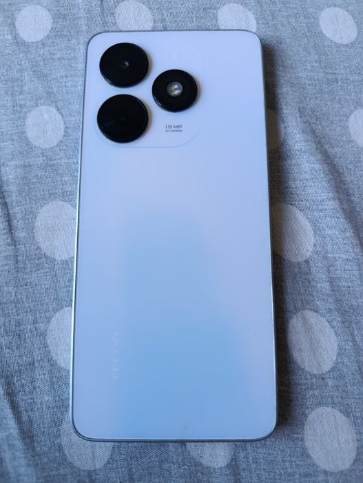 Продается Tecno spark go 2024