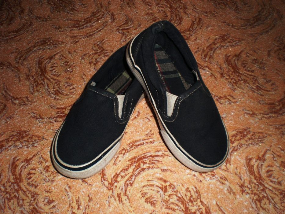 26 р. Босоножки, мокасины, туфли, аквашузы, кеды, кроссовки, кроксы.