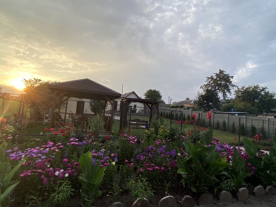 Продам автономний будинок в мальовничому місці