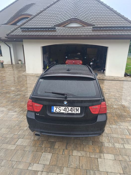 BMW E91 z 2010r 318d