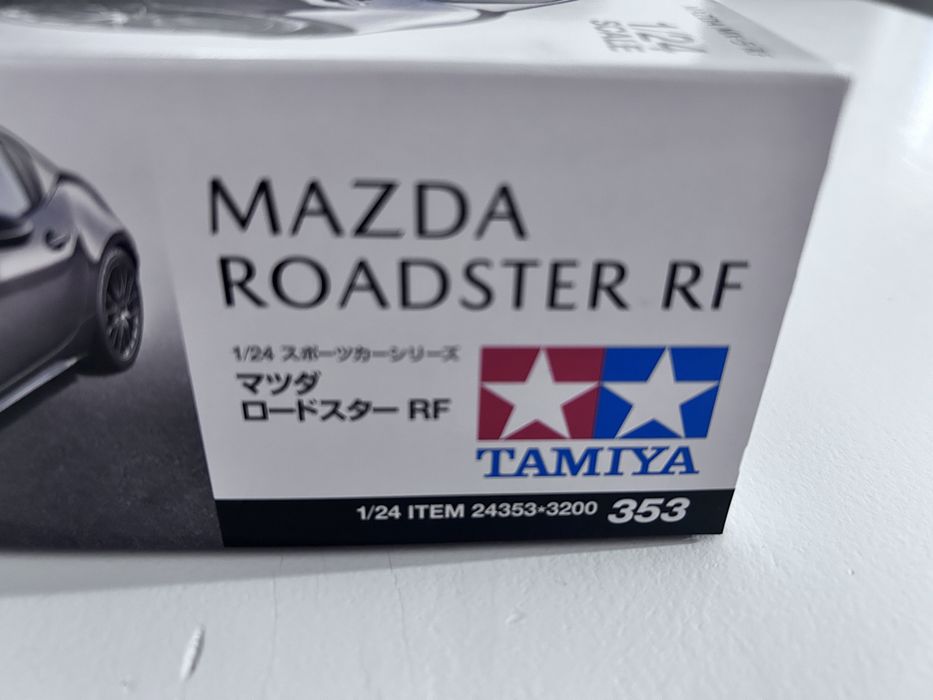 Samochód Mazda MX-5 Roadster RF model Tamiya 24353