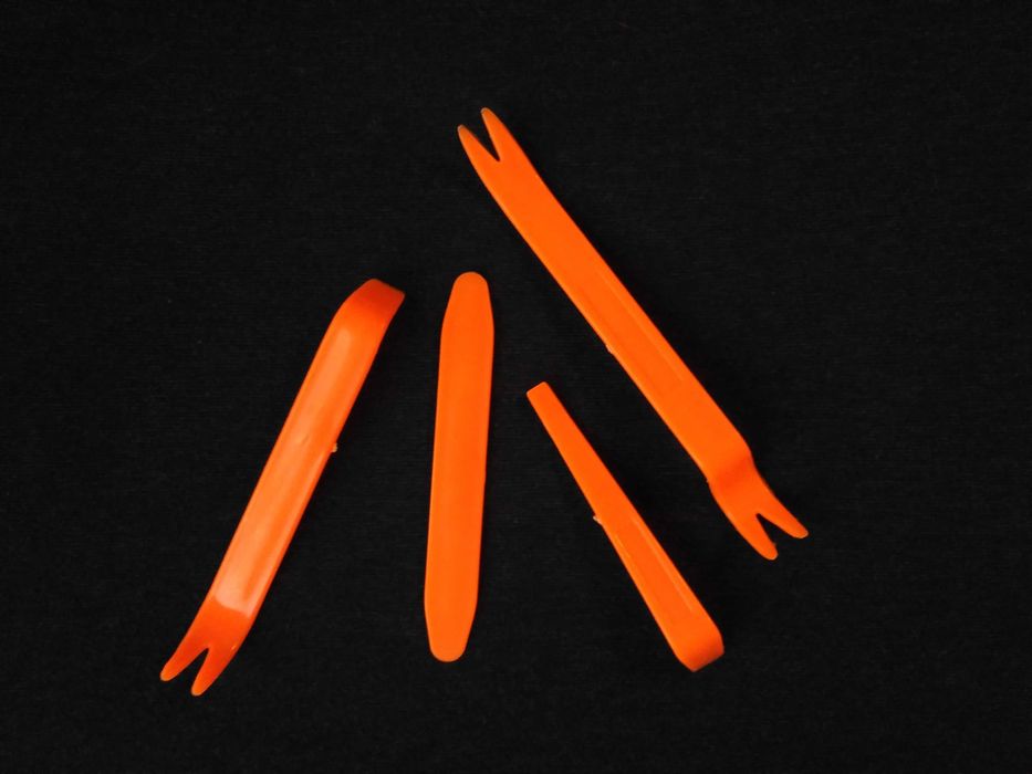 Лопатки для зняття пластику салону та кліпс в авто