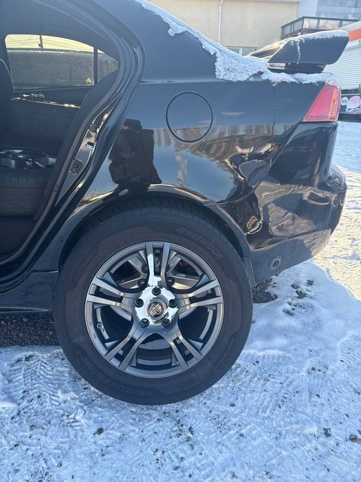 Продам титаны с резиной