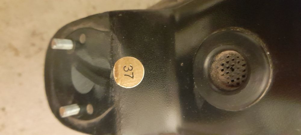 Bota DeRodas Hoquei 37