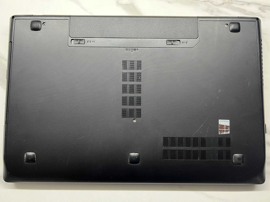 Lenovo G710 Core i5-4210M/8Гб ОЗУ/1Tb HDD/GT 820M/17.3" HD+