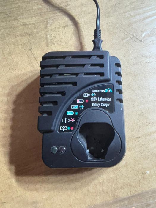 SORATON HPS-6T akumulatorowy pistolet,wyciskacz do mas, kleju,silikonu