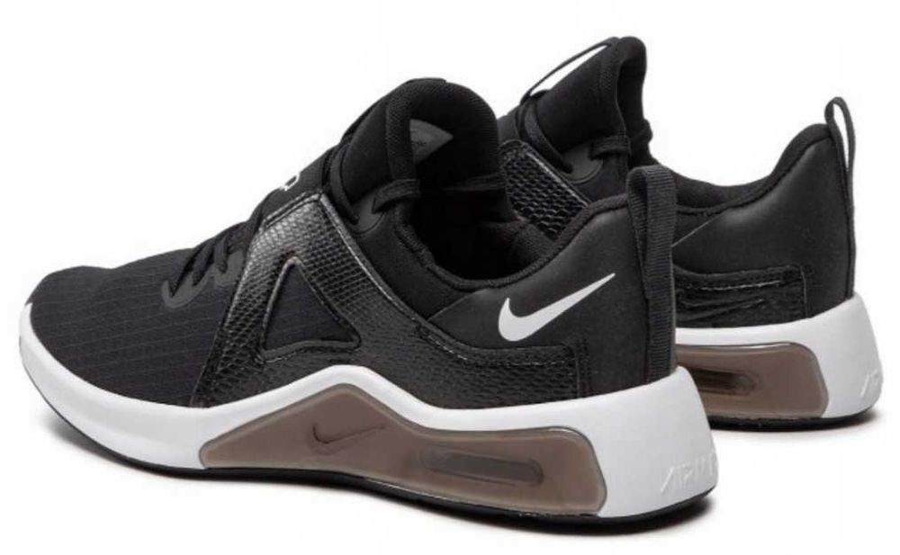 Na Lewara Buty treningowe Nike Air Max Bella TR5