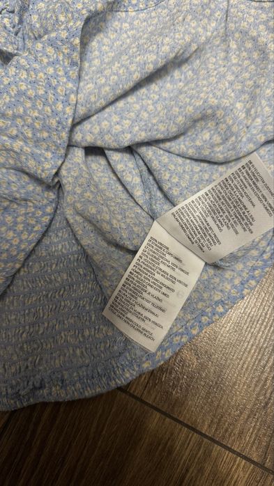 Блузка з віскози